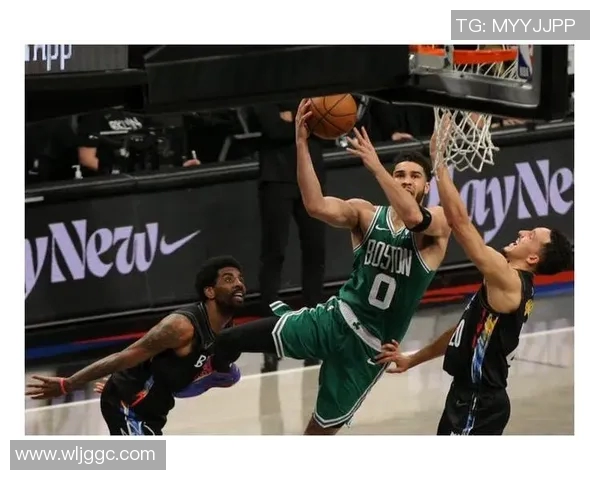 上海极限运动队防守策略分析与比赛表现评估